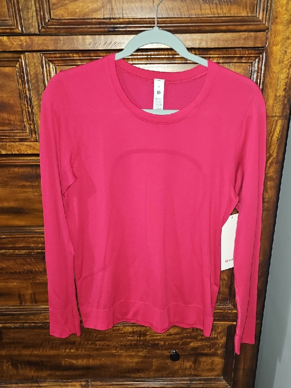 Lululemon Swiftly Relaxed Long Sleeve Top!! Hip Length!! Sz 6, PSNT!!